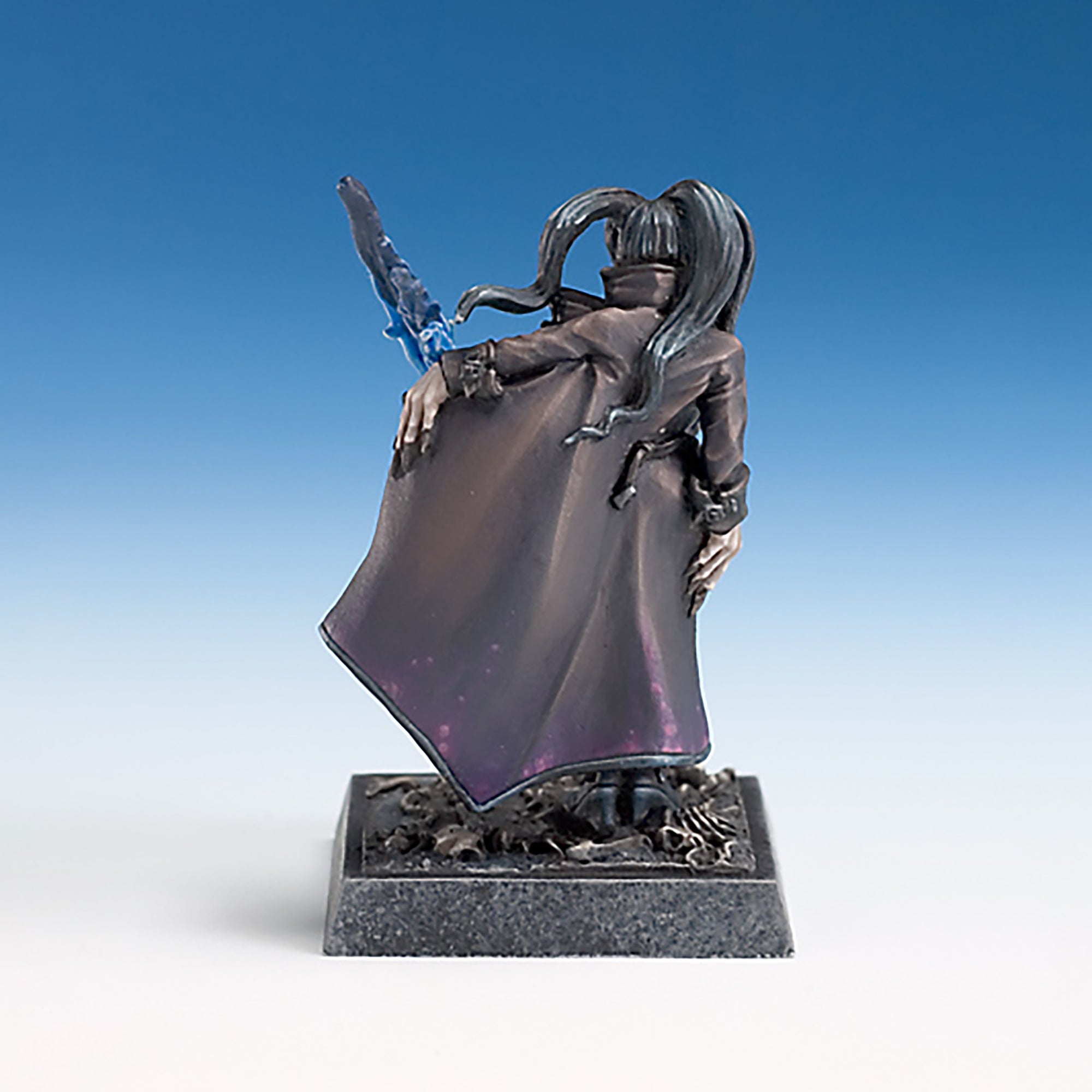 Reaper Sindolise Hellborn Sorceress Miniature - Dark Heaven Legends, 28mm Scale, Unpainted