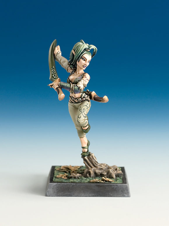Reaper Bones USA: Raleah the Elder (30247) - Unpainted