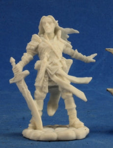 Reaper Pathfinder Bones: Arael, Half Elf Cleric (89028)
